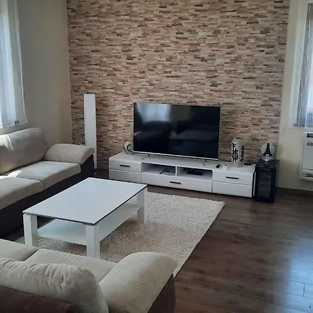 In 36663 Apartament