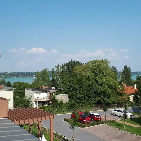 In 36663 Balatonalmádi